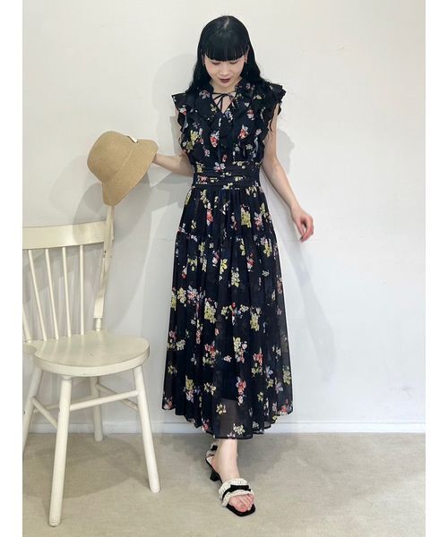LILY BROWN(リリーブラウン)の「フラワープリントプリーツワンピース(ワンピース・レディース・イエロー/ブラック/ライトブルー・0/1)」の13枚目の写真