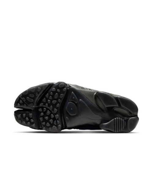 NIKE(ナイキ)の「NIKE ナイキ W AIR RIFT MESH ウィメンズ エア リフト メッシュ WIW8074 001BLACK/BLACK(スニーカー・メンズ・ブラック・26.0cm/25.0cm/24.0cm/23.0cm/22.0cm/29.0cm/28.0cm/27.0cm)」の4枚目の写真