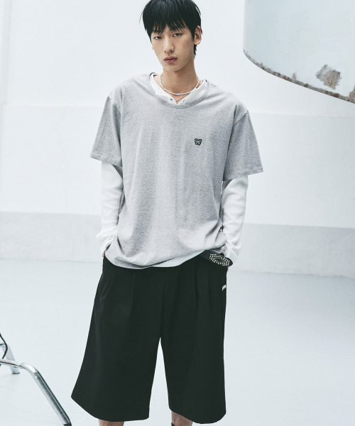 NICK&NICOLE(ニックアンドニコール)の「WIDE TWO-TUCK BERMUDA PANTS_BLACK(その他パンツ・メンズ・その他・LARGE/MEDIUM)」の4枚目の写真