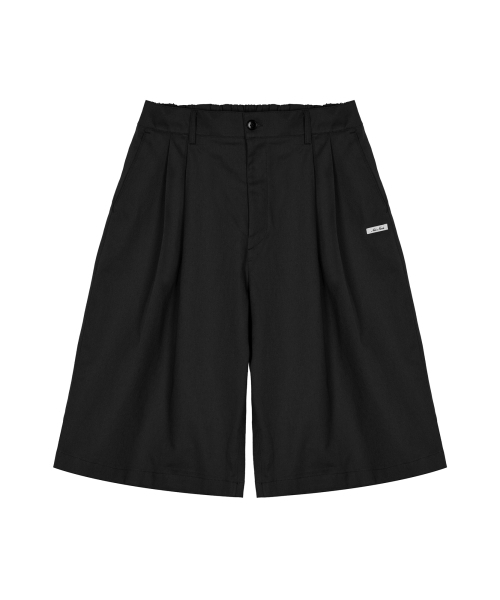 NICK&NICOLE(ニックアンドニコール)の「WIDE TWO-TUCK BERMUDA PANTS_BLACK(その他パンツ・メンズ・その他・LARGE/MEDIUM)」の5枚目の写真