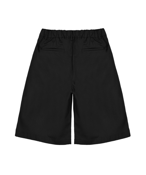 NICK&NICOLE(ニックアンドニコール)の「WIDE TWO-TUCK BERMUDA PANTS_BLACK(その他パンツ・メンズ・その他・LARGE/MEDIUM)」の6枚目の写真