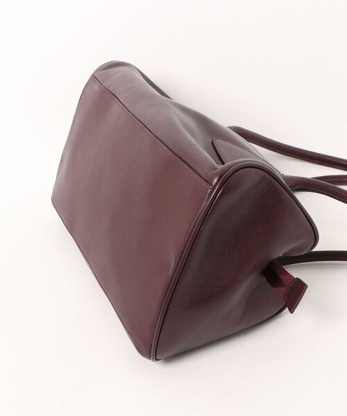 NiiNa（ニーナ）の「【NiiNa】【高品質牛革】ロングハンドルデザインボストンバッグ（ボストンバッグ・レディース・ダークブラウン/ブラウン・FREE）」の16枚目の写真