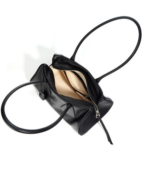 NiiNa（ニーナ）の「【NiiNa】【高品質牛革】ロングハンドルデザインボストンバッグ（ボストンバッグ・レディース・ダークブラウン/ブラウン・FREE）」の12枚目の写真