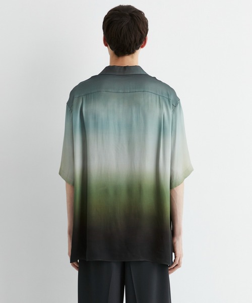 UNITED TOKYO(ユナイテッドトウキョウ)の「【北陸地方生産】RAYON CUPRA GRADATION オープンカラーシャツ |接触冷感/吸湿性/ムレ防止/梅雨/夏服/UVカット/防シワ(シャツ/ブラウス・メンズ・ブラウン/ブラック・1/2)」の20枚目の写真
