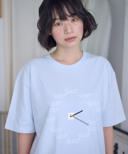 ambler(エムブラー)の「スリープクロックグラフィック半袖Tシャツ AS1319 (ブルー)(Tシャツ/カットソー・レディース・その他・LARGE/MEDIUM/SMALL)」の2枚目の写真