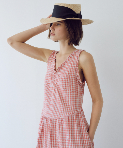 URAGO（ユラーゴ）の「Check V shirring dress（ワンピース・レディース・ネイビー/レッド・FREE）」の6枚目の写真