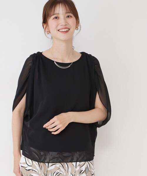 COUP DE CHANCE(クードシャンス)の「【日本製/インナー付き】ギャザースリーブプルオーバー(Tシャツ/カットソー・レディース・ブラック/ライトグレー/ホワイト/ブルー系その他・34/38)」の2枚目の写真