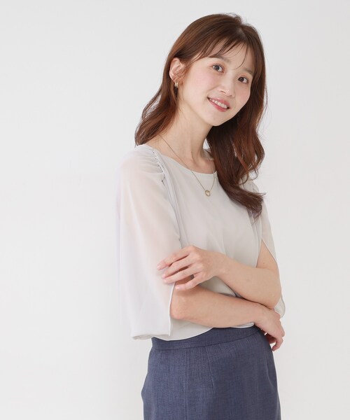 COUP DE CHANCE(クードシャンス)の「【日本製/インナー付き】ギャザースリーブプルオーバー(Tシャツ/カットソー・レディース・ブラック/ライトグレー/ホワイト/ブルー系その他・34/38)」の11枚目の写真