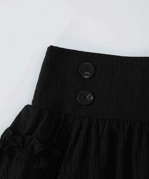 ASON(アズオン)の「BERRY FRILL SKIRT / BLACK(スカート・レディース・その他・FREE)」の4枚目の写真