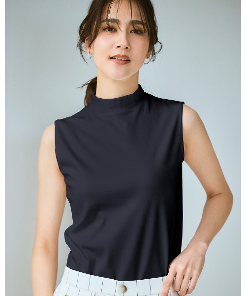 DoCLASSE( ドゥクラッセ)の「ハイネック/ノースリーブ・DoT(Tシャツ/カットソー・レディース・ダークネイビー/ブラック/チャコール/ホワイト/ライトグレー・L/M/LL/3L/S)」の5枚目の写真