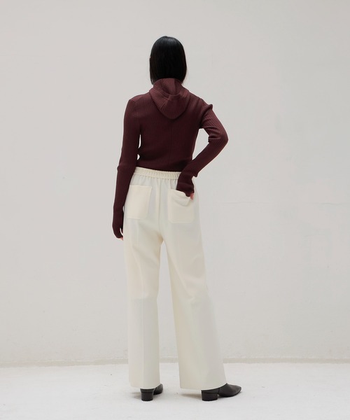 DRESSLAVE(ドレスレイブ)の「high gauge knit bonding pants(ハイゲージニットボンディングパンツ)(その他パンツ・レディース・ホワイト/ブラック・38)」の6枚目の写真