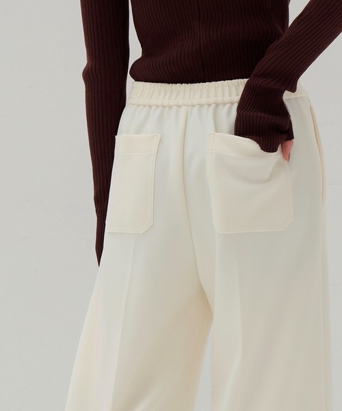 DRESSLAVE(ドレスレイブ)の「high gauge knit bonding pants(ハイゲージニットボンディングパンツ)(その他パンツ・レディース・ホワイト/ブラック・38)」の10枚目の写真