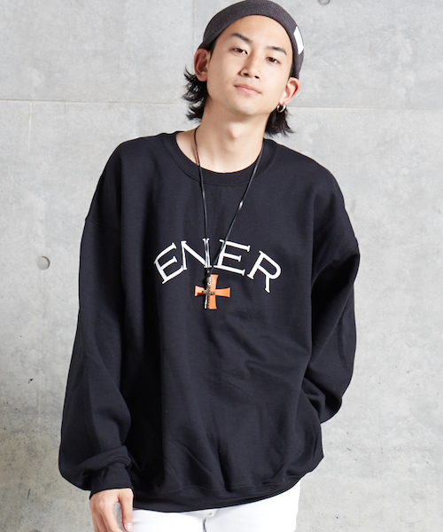 ENER(イーエヌイーアール)の「GD クルースウェット "ENER"(スウェット・メンズ・ホワイト/ブラック/グレー・X-LARGE/MEDIUM/SMALL/LARGE)」の3枚目の写真