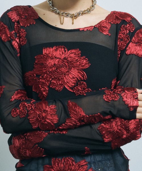 yae（ヤエ）の「Flower embroidery sheer top / フラワーエンブロイダリートップ（Tシャツ/カットソー・レディース・ベージュ/レッド・FREE）」の9枚目の写真