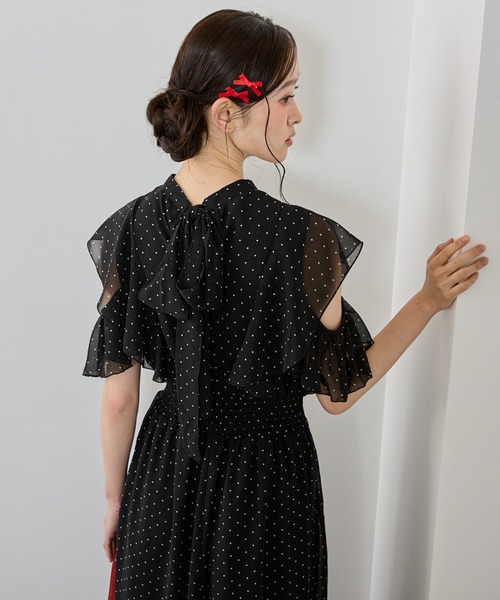 P.V.T(ピーブイティー)の「バックリボンドットシフォンワンピース(ワンピース・レディース・ホワイト/ブラック・M)」の15枚目の写真