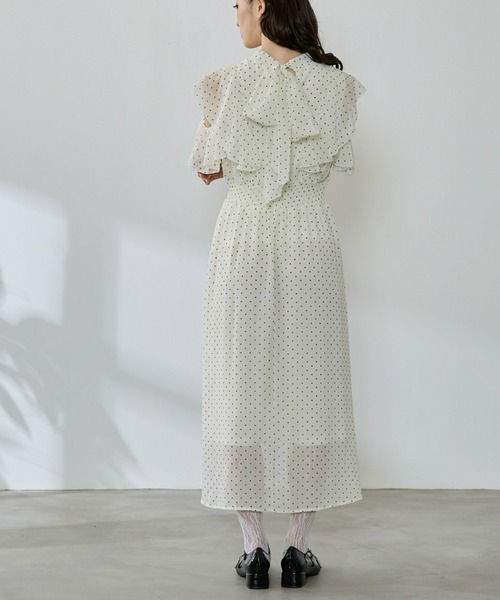 P.V.T(ピーブイティー)の「バックリボンドットシフォンワンピース(ワンピース・レディース・ホワイト/ブラック・M)」の21枚目の写真