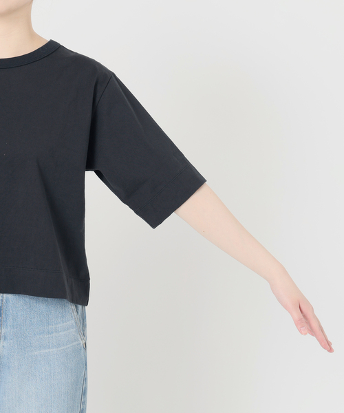 IENA（イエナ）の「《追加》クロップドTシャツ（Tシャツ/カットソー・レディース・ライトグレー/ホワイト/ピンク/ブラック・FREE）」の14枚目の写真