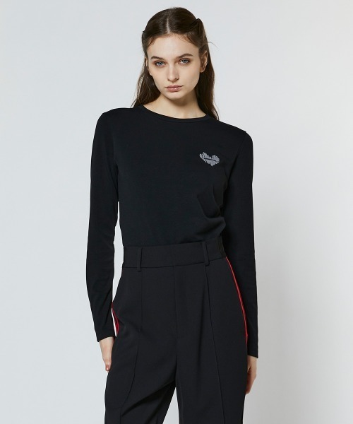 ESSENTIAL(エッセンシャル)の「ベアフライス アシンメトリーTシャツ(Tシャツ/カットソー・レディース・オフホワイト/ミント/ブラック・FREE)」の2枚目の写真