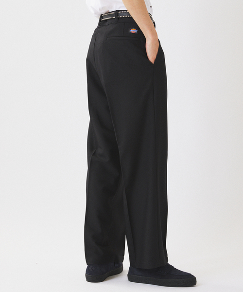 Dickies（ディッキーズ）の「Dickies / ディッキーズ 別注 ピンタック ワイドスラックス（スラックス・メンズ・エンジ/ブラック/グレー・LARGE/MEDIUM）」の4枚目の写真