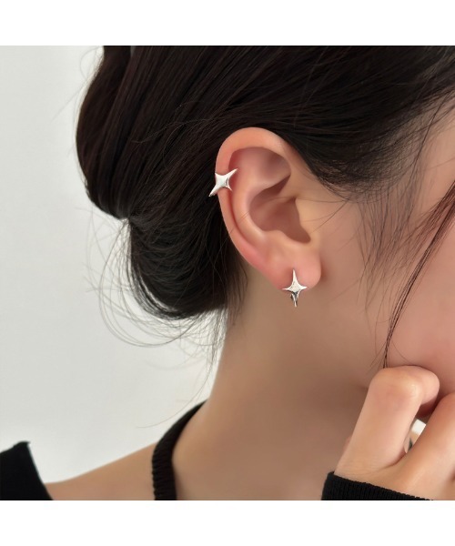 LENERA（レネラ）の「スターモチーフミニピアス（ピアス（両耳用）・レディース・シルバー・FREE）」の3枚目の写真
