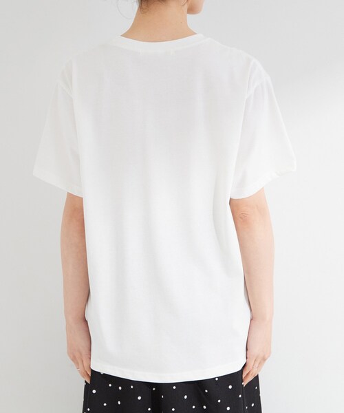 SHOO・LA・RUE(シューラルー)の「【ひんやり/S-LL】選べる4柄 デイリー使いにぴったりな 大人の頼れるTシャツ(Tシャツ/カットソー・レディース・チャコール/イエロー系その他/ホワイト系4/ホワイト系1/ブラウン系その他2/ホワイト・03/02/01/04)」の21枚目の写真