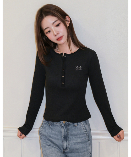 muahmuah（ムーアムーア）の「ワッフルヘンリーネック長袖Tシャツ[ブラック]（Tシャツ/カットソー・レディース・その他・FREE）」の6枚目の写真