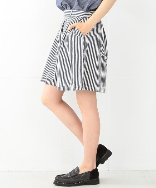 BEAMS BOY（ビームスボーイ）の「BEAMS BOY / ヒッコリー プリーツ ショーツ（その他パンツ・レディース・ブルー/ネイビー・ONE SIZE）」の7枚目の写真