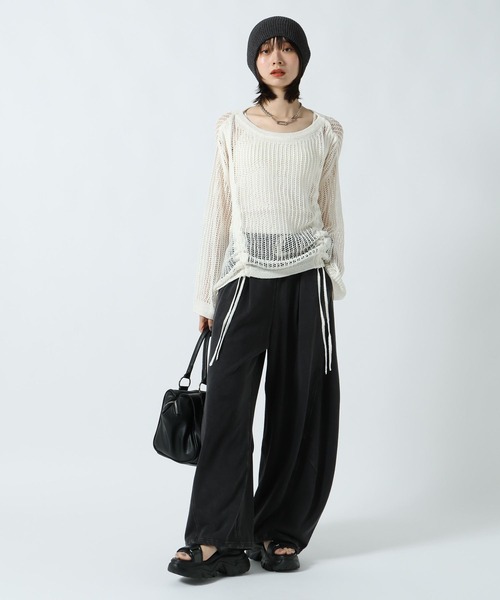 PAGEBOY(ページボーイ)の「ドロストメッシュニットプルオーバー(ニット/セーター・レディース・オフホワイト/ブラック・FREE)」の9枚目の写真