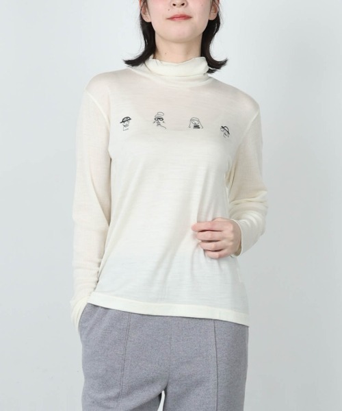STUDIO PICONE(スタジオピッコーネ)の「ウール100%ピコ刺繍ハイネックニット(Tシャツ/カットソー・レディース・ライトブルー/ブラック/ホワイト・M/L/LL)」の4枚目の写真