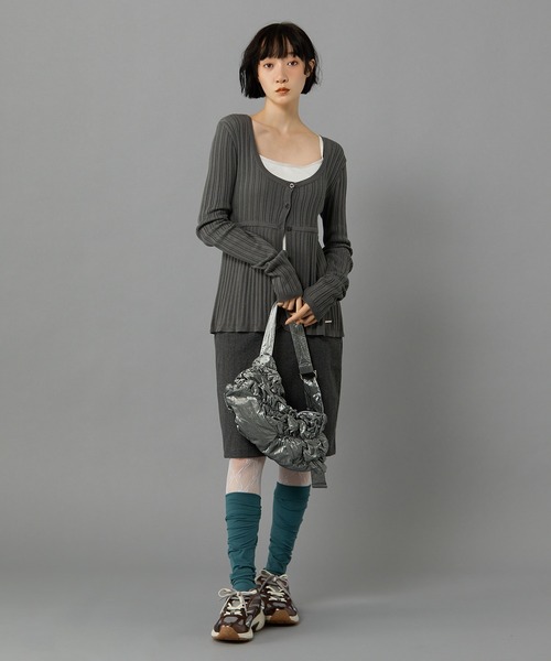 Casselini（キャセリーニ）の「Casselini(キャセリーニ)シャーリングショルダーバッグ（ショルダーバッグ・レディース・ブラック/シルバー・FREE）」の8枚目の写真