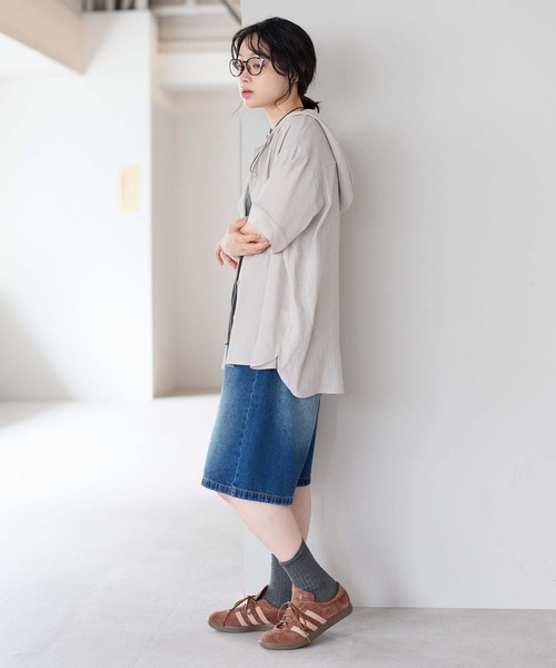 HEART MARKET（ハートマーケット）の「【接触冷感×吸水速乾】さらさらスラブフードシャツ半袖（シャツ/ブラウス・レディース・ダークブラウン/チャコール/ブラック/ナチュラル・FREE）」の12枚目の写真