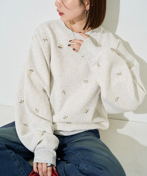 FREAK'S STORE(フリークスストア)の「限定展開 小花 刺繍 裏起毛 スウェット プルオーバー(Tシャツ/カットソー・レディース・ブラウン/ネイビー/ブラック/ライトグレー・フリ-)」の18枚目の写真