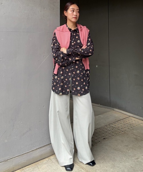 LE CIEL BLEU(ルシェルブルー)の「フローラルダブルボタンブラウス / Floral Double Button Blouse(シャツ/ブラウス・レディース・ブラック/ホワイト・36)」の9枚目の写真