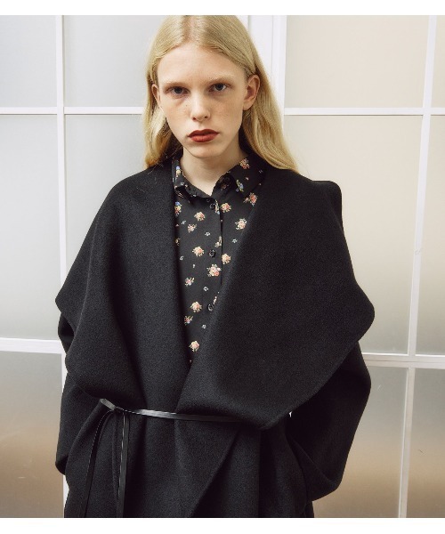 LE CIEL BLEU(ルシェルブルー)の「フローラルダブルボタンブラウス / Floral Double Button Blouse(シャツ/ブラウス・レディース・ブラック/ホワイト・36)」の18枚目の写真