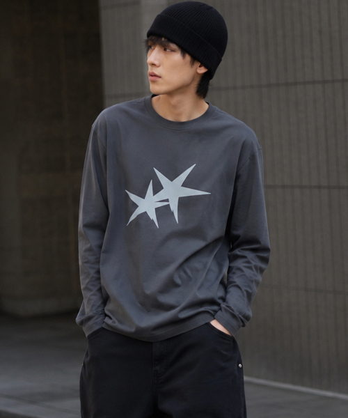 GRAVER ORDINARY（グレイバーオーディナリー）の「[ODNR UNISEックス]ツインズスター ロングスリーブ長袖Tシャツ_3カラー（Tシャツ/カットソー・レディース・ブラック/ホワイト/チャコール・MEDIUM/LARGE）」の9枚目の写真