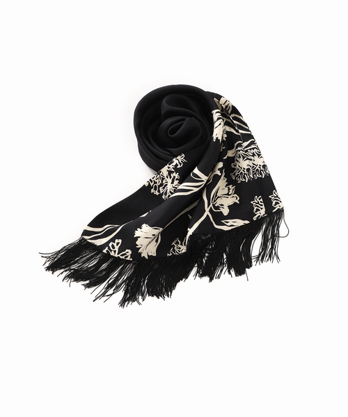journal standard L'essage(ジャーナルスタンダードレサージュ)の「AENEIS/エネス Nostalgia FLowers Fringed Silk Scarf スカーフ(バンダナ/スカーフ・レディース・ブラック・FREE)」の5枚目の写真