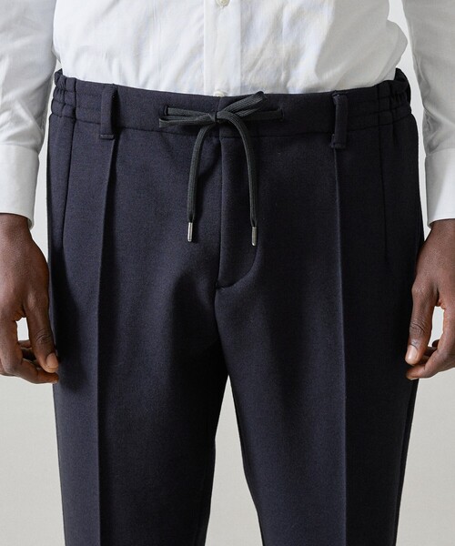 DESIGNWORKS（デザインワークス）の「【セットアップ対応】ウールポンチ ピンタックパンツ / ストレッチ（スラックス・メンズ・カーキ/ダークネイビー・44/46/48/50/52）」の14枚目の写真