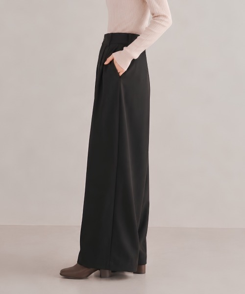 center i(センターアイ)の「ハイウエスト タックワイドスラックス(その他パンツ・レディース・ブラック/ブラウン・S/M)」の6枚目の写真
