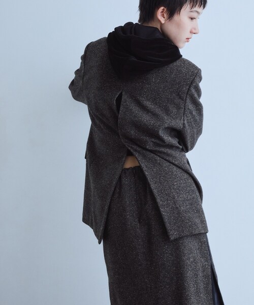 CODE A(コードエー)の「soft nep convertible jacket(テーラードジャケット・レディース・ブラウン系その他4/ブラック系3・00)」の15枚目の写真