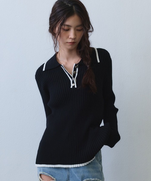 Clum（クルム）の「contrast line polo rib knit / バイカラーラインポロリブニットトップス（ニット/セーター・レディース・ブラック/ホワイト・SMALL/MEDIUM）」の9枚目の写真