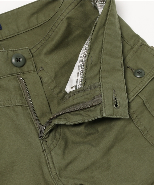 AVIREX(アヴィレックス)の「avirex/ アヴィレックス/ MINI FRINGE SIDE ZIP CROPPED PANTS/ ミニ フリンジ サイドジップ クロップドパンツ(その他パンツ・レディース・マスタード/オリーブ・SMALL/MEDIUM)」の10枚目の写真