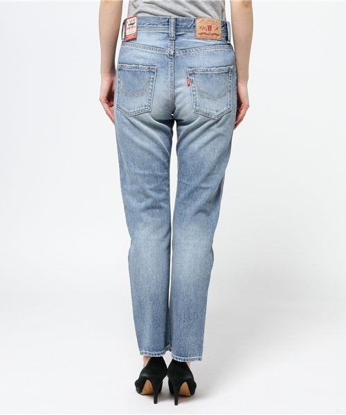 RODEO CROWNS WIDE BOWL（ロデオクラウンズワイドボウル）の「VINTAGE WASH デニム ストレート パンツ（デニムパンツ・レディース・ライトブルー・SMALL/MEDIUM/X-SMALL）」の14枚目の写真