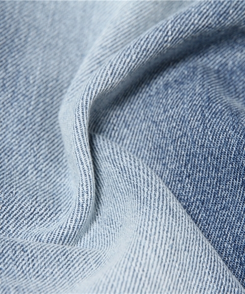 RODEO CROWNS WIDE BOWL（ロデオクラウンズワイドボウル）の「VINTAGE WASH デニム ストレート パンツ（デニムパンツ・レディース・ライトブルー・SMALL/MEDIUM/X-SMALL）」の4枚目の写真