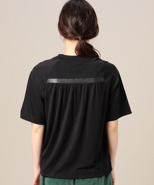 NIKE（ナイキ）の「＜NIKE＞バックギャザーTシャツ◆（Tシャツ/カットソー・レディース・ホワイト/ブラック・MEDIUM）」の3枚目の写真