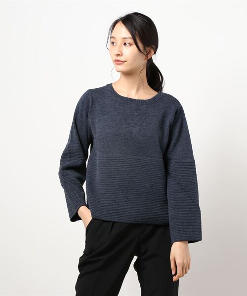 VIBGYOR Women（ヴィブジョー　ウィメン）の「タックBD切替プルオーバー(FL)（ニット/セーター・レディース・オフホワイト/ブラウン/ワインレッド/ネイビー/マスタード・MEDIUM）」の3枚目の写真