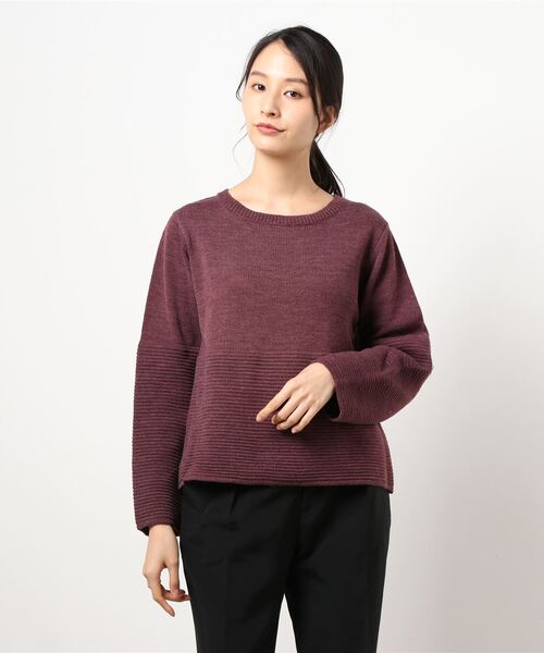 VIBGYOR Women（ヴィブジョー　ウィメン）の「タックBD切替プルオーバー(FL)（ニット/セーター・レディース・オフホワイト/ブラウン/ワインレッド/ネイビー/マスタード・MEDIUM）」の5枚目の写真