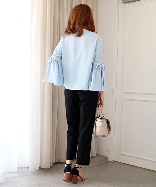 N.（N. Natural Beauty Basic）（エヌエヌナチュラルビューティーベーシック）の「2WAYリボンフレアスリーブブラウス（シャツ/ブラウス・レディース・ブルー/ホワイト/ピンク/ベージュ・MEDIUM）」の12枚目の写真