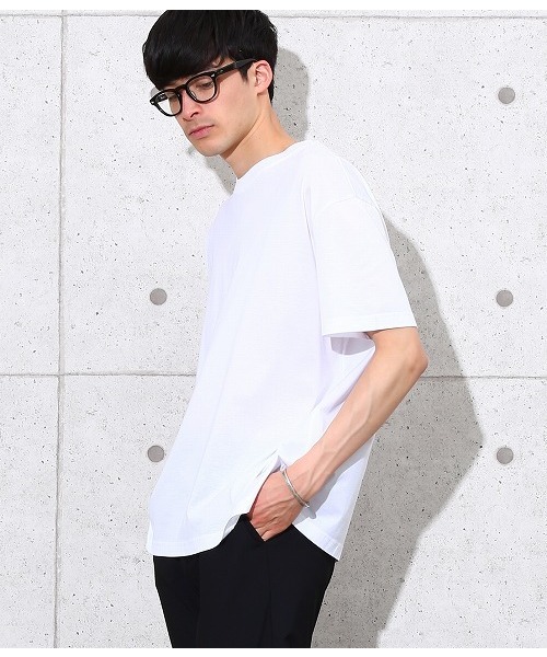 ADAM ET ROPE'(アダムエロペ)の「SOLID ALBERTO【ONLY T】(Tシャツ/カットソー・メンズ・ダークブラウン/ブラック/ネイビー/ホワイト・M/S/L)」の2枚目の写真