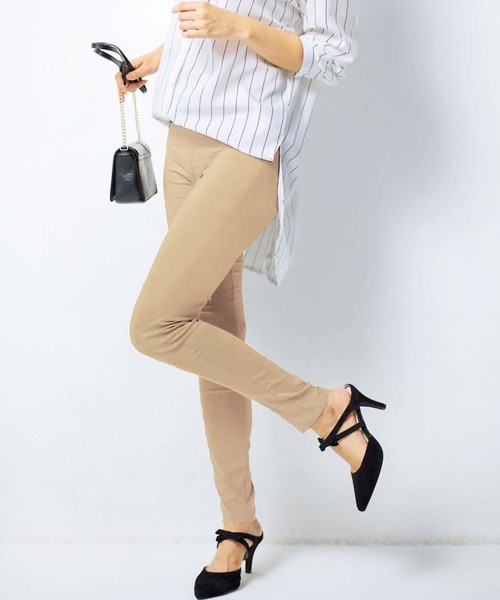 GeeRA（ジーラ）の「美脚シルエットストレッチスキニーパンツ（その他パンツ・レディース・ホワイト/ホワイト系その他2/ホワイト系その他/ブラック系その他2/レッド/ブラック系その他/ブラック/カーキ/ブルー/その他1/ブラック系その他4/ベージュ/ドット/ブルー系その他/ネイビー/グリーン/パープル/ブラック系その他3・SMALL/X-LARGE/LARGE/MEDIUM/XX-LARGE/XXX-LARGE/XXXX-LARGE）」の9枚目の写真