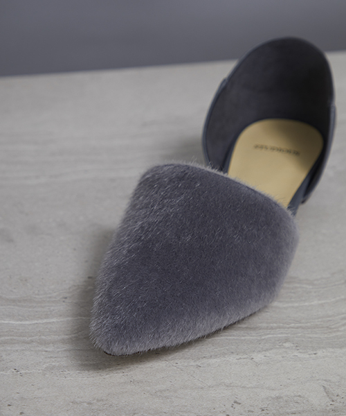 STUDIOUS（ステュディオス）の「【STUDIOUS】シフォンカーフブロッキングフラットシューズ（パンプス・レディース・グレー/ブラック・LARGE/MEDIUM/SMALL）」の4枚目の写真